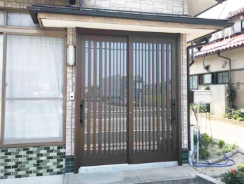 玄関をガラッとリニューアル◆意匠性＋防犯＆断熱性能大幅向上リフォーム