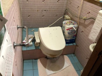 和式のトイレ空間から洋式に空間に大幅リニューアル