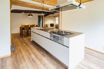 アイランドキッチンにリフォームするメリットとは？