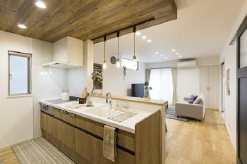 リフォーム　子育て　しやすい　工事