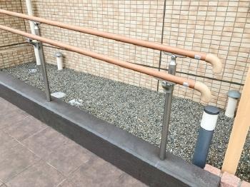 玄関　バリアフリー　車いす　手摺　スロープ　金額　老後