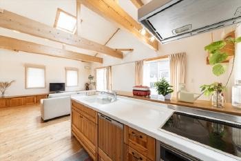 キッチン　リフォーム　間取り　変更　生活導線　デザイン　配管　メリット　デメリット