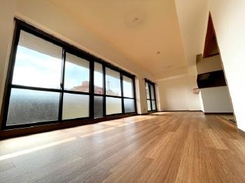 窓 断熱 リフォーム 熱 出入り 70% メリット デメリット 冷暖房費 節約 結露 防止