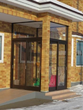 風除室 おしゃれ point 寒さ 守る 収納 作業