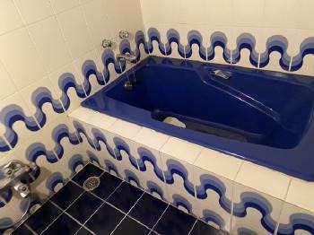 浴室　床　ひび割れ　修繕方法　在来浴室　システムバス