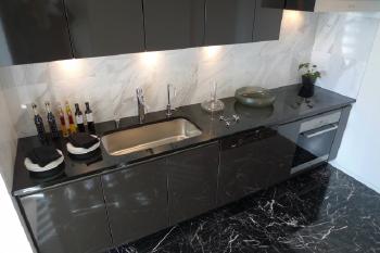 掃除しやすいキッチンにリフォームする方法についてご紹介します！