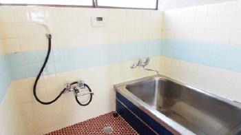 風呂 古い 床 壁 リニューアル DIY