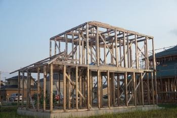 日本　一戸建て　中古住宅　木造住宅　鉄骨構造　RC構造