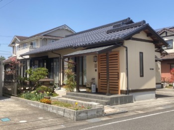 雰囲気は変えずリフレッシュ外壁塗装！