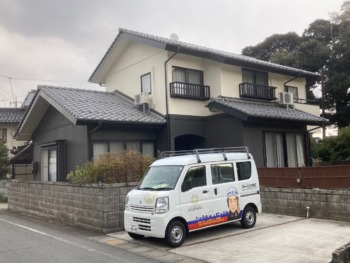 1階カラーボンドウィザードコッパ―×2階ブロークンホワイトのツートンカラー塗装でバッチリイメチェン☆