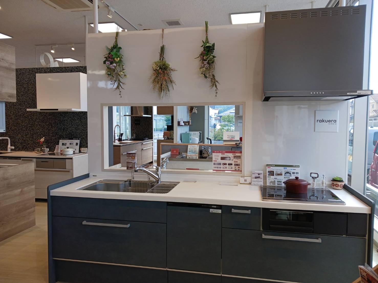 クリナップのシステムキッチン～ラクエラ～のご紹介♪