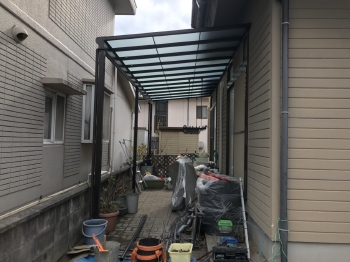 雪害被害のテラス屋根交換工事