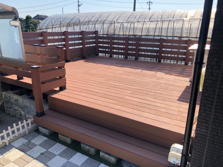 広～いウッドデッキ空間新設工事