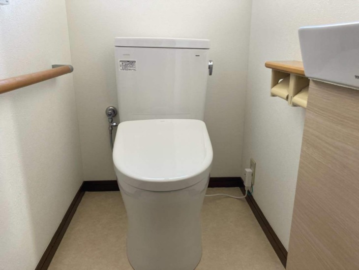 お好みに合わせて選べる手洗いキャビネットで、理想のトイレ空間に！！