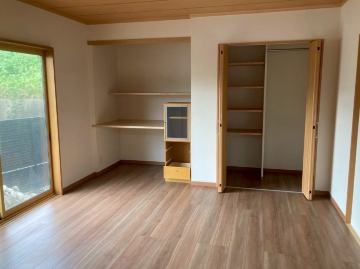 床の間をパソコン作業机にリフォームです！