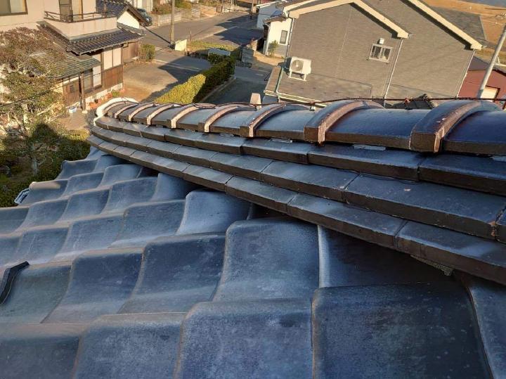 ちょっとした瓦補修もお任せください！