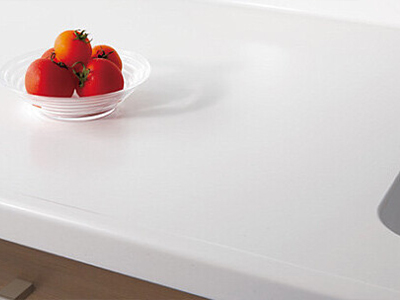 シックで高級感溢れるカウンター